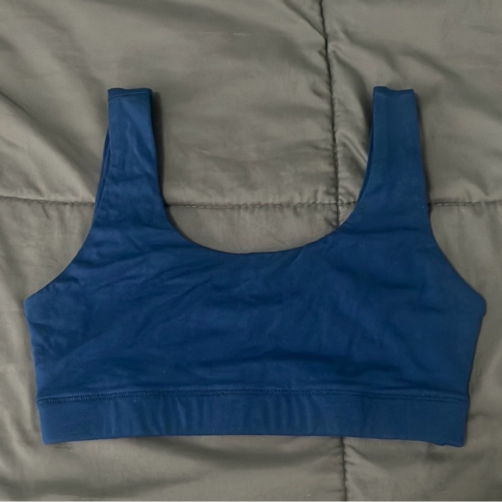 Quince Scoopneck Sports Bra Size XS